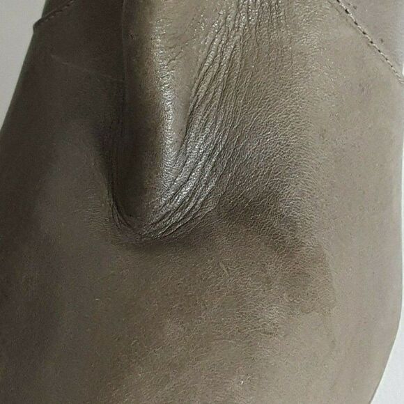 Alexandre Birman Leather Ankle Boot Gray Wedge Heel Zipper Sz 7.5 - Picture 8 of 8